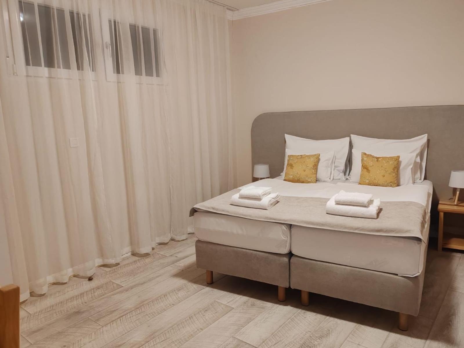 Hotel Kadoor Karlovac Buitenkant foto